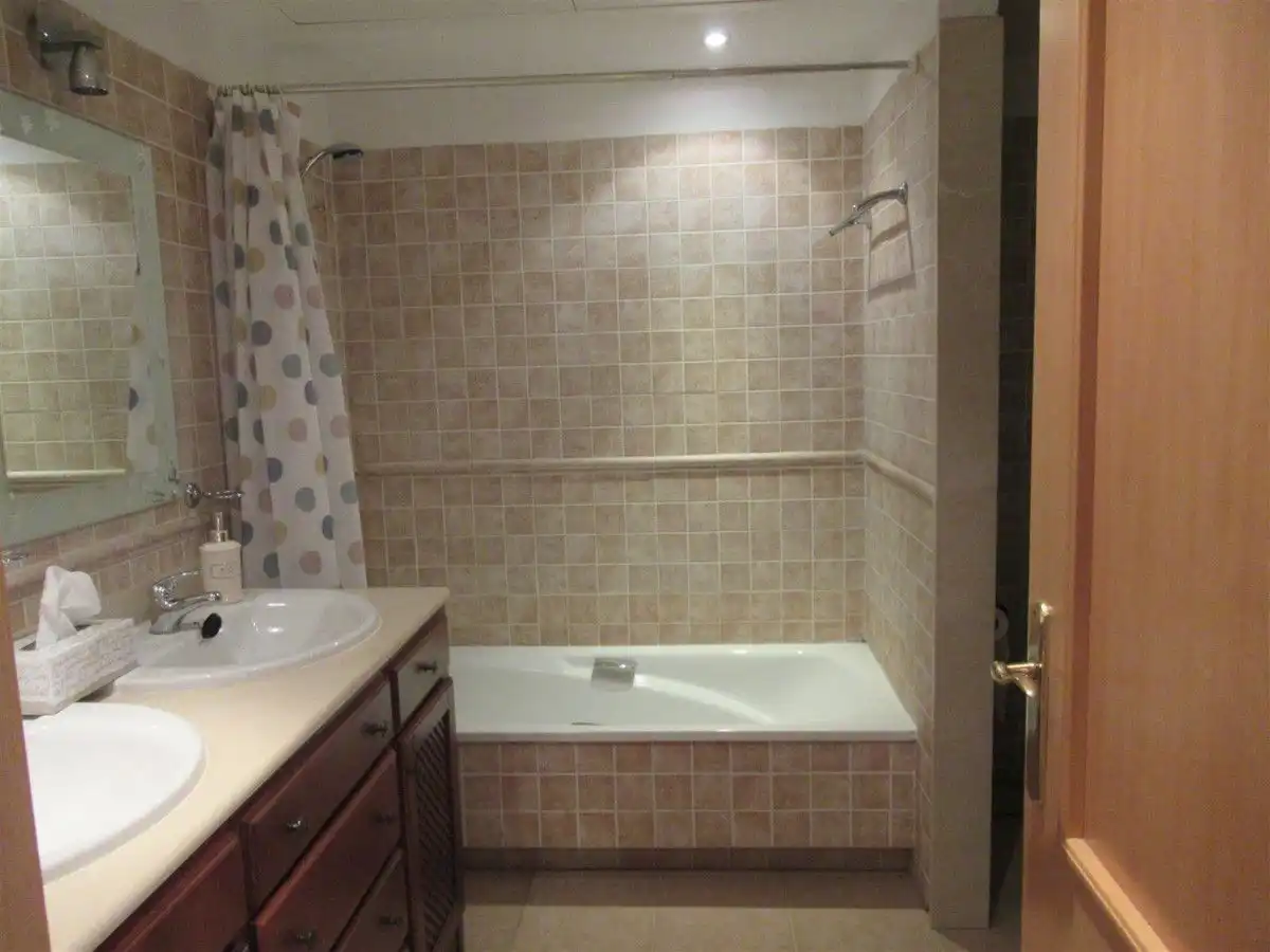 Detached homes for rent in Guadalmina Alta