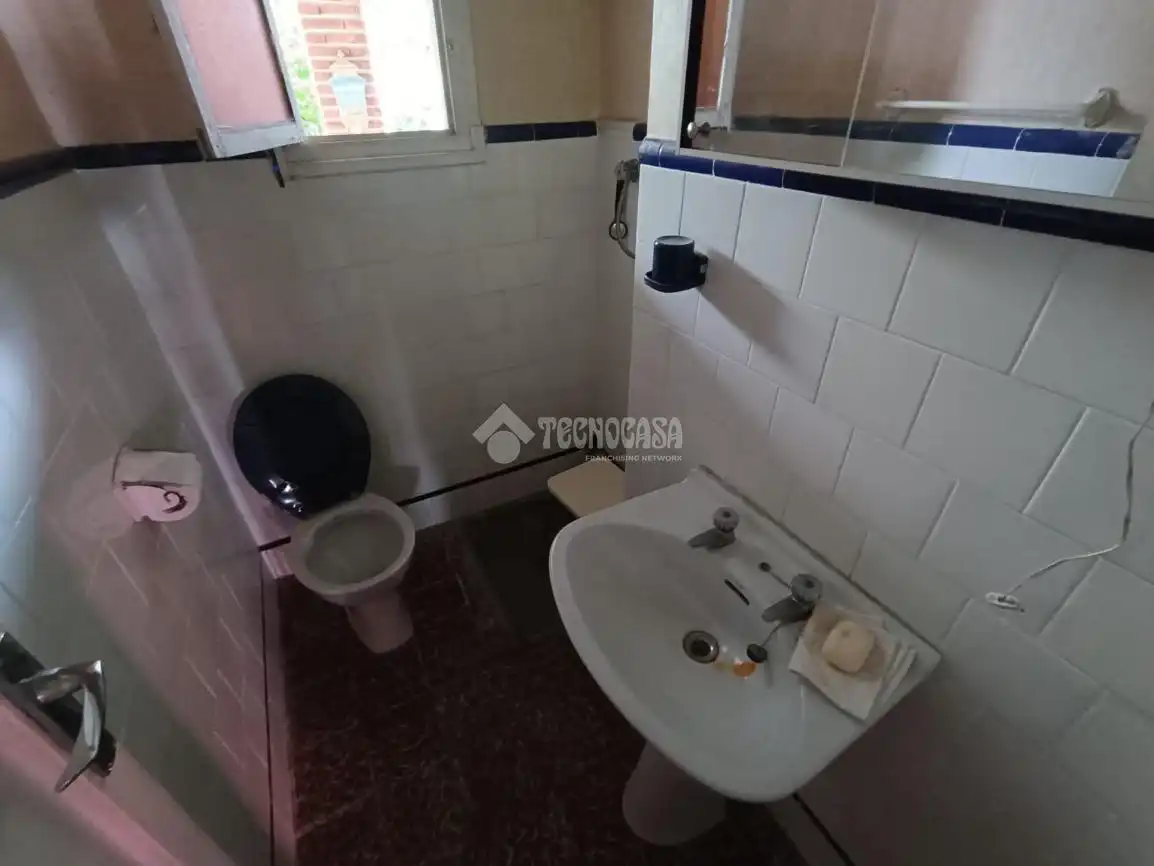 Bathroom of Detached homes for sale in Zaragoza