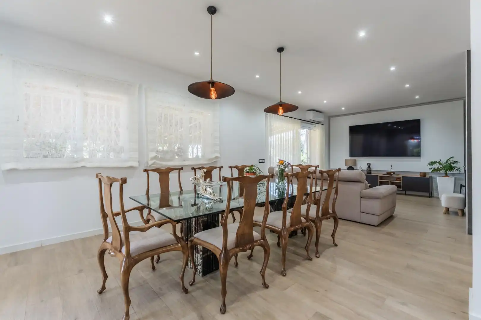 Comedor de Casa o chalet en venta en Vilanova del Vallès con Aire acondicionado, Calefacción y Jardín privado