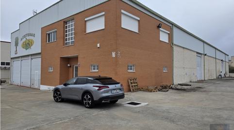 Photo 3 of Industrial buildings to rent