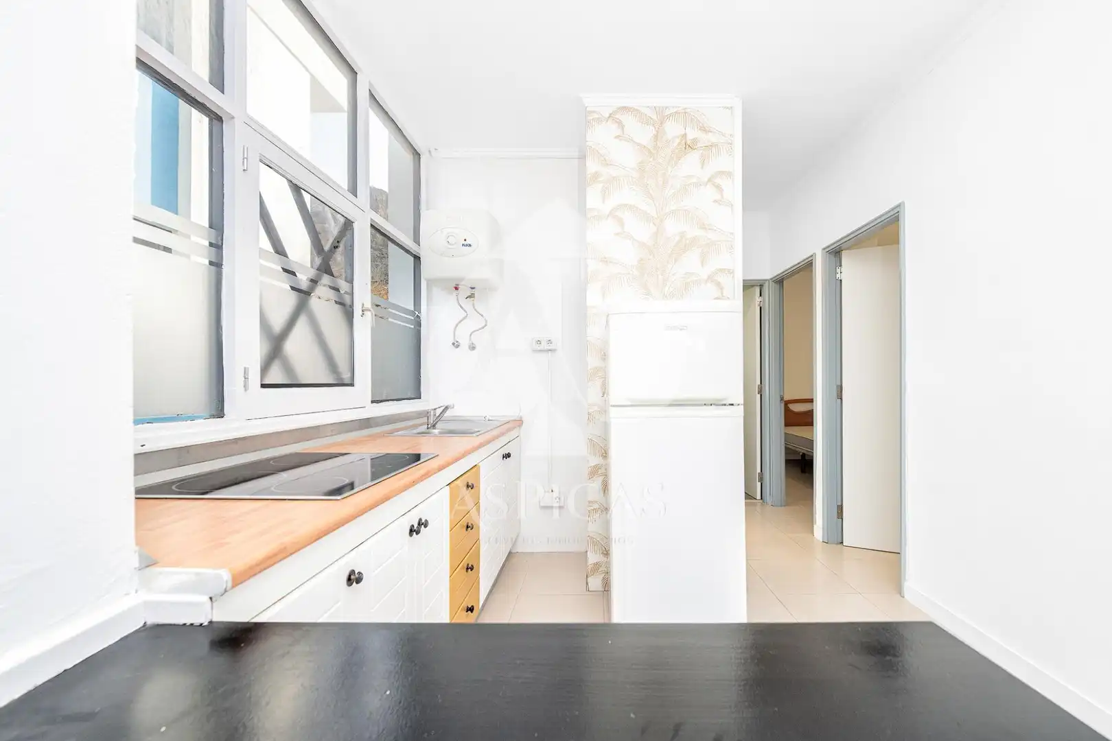 Kitchen of Ground floor for rent in San Bartolomé de Tirajana  with Terrace and Furnished