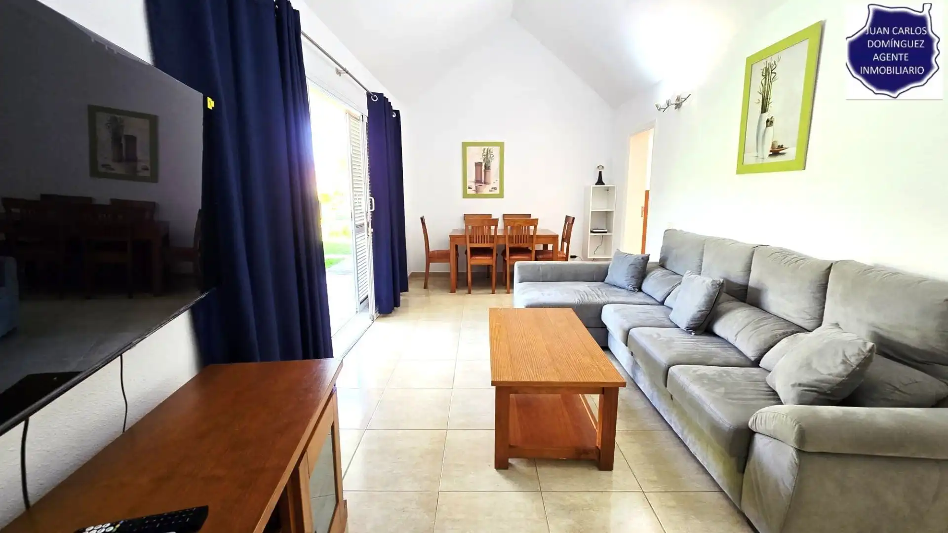 Sala d'estar de Casa o xalet de lloguer en San Bartolomé de Tirajana amb Aire condicionat, Jardí privat i Terrassa