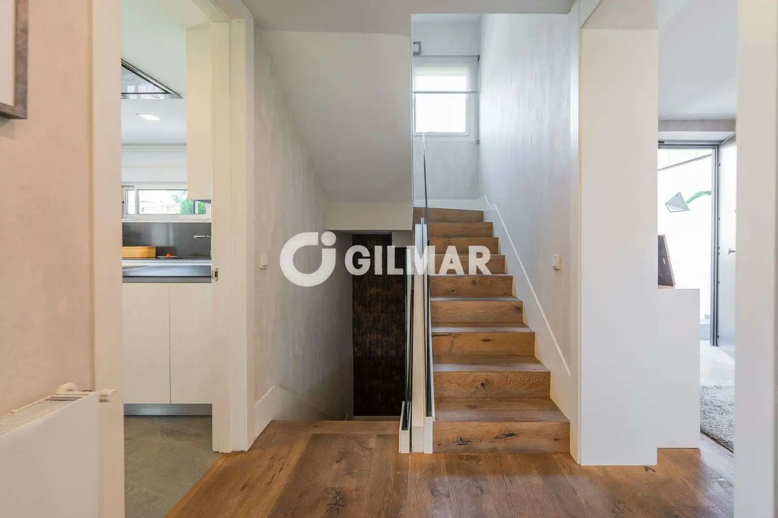 Casa pareada con piscina en venta en Encinar de los Reyes, imagen 2