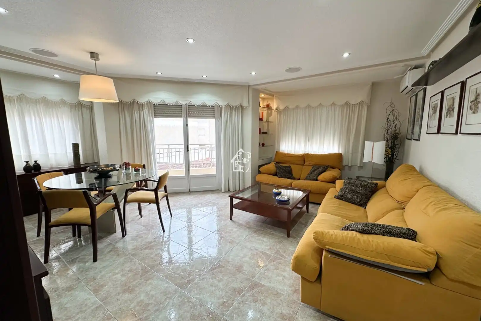 Sala de estar de Apartamento de alquiler en Rojales con Aire acondicionado, Trastero y Amueblado