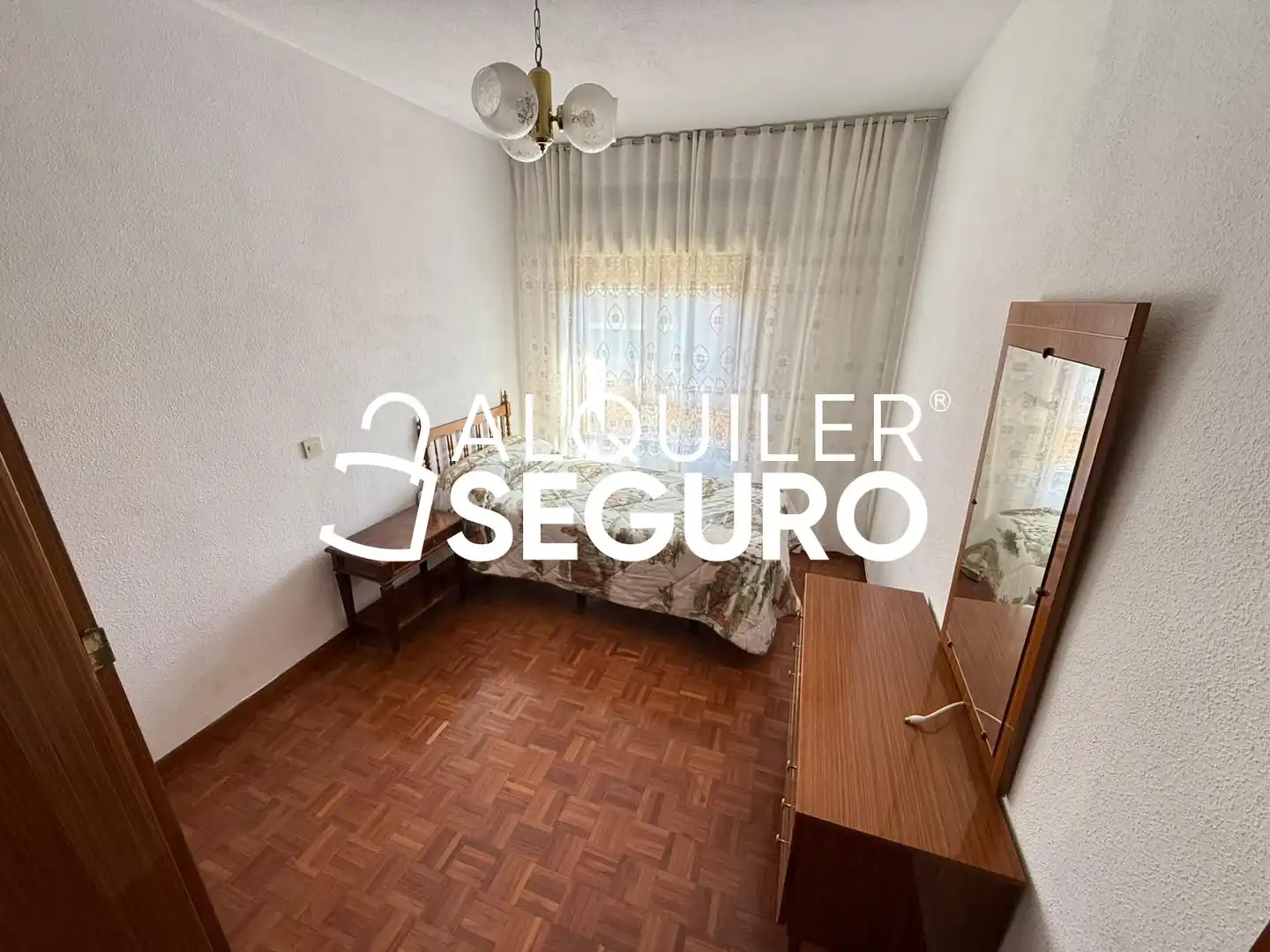 Habitación de Piso de alquiler en Madrid con Aire acondicionado, Calefacción y Terraza