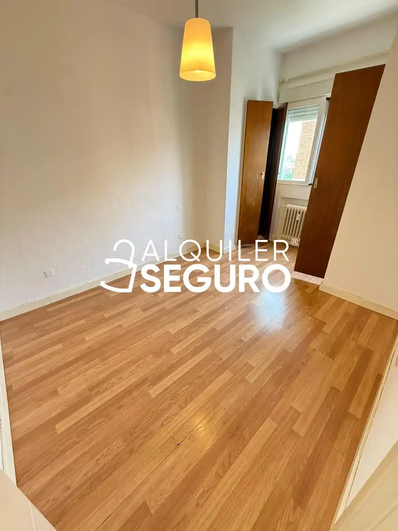 Habitación de Piso de alquiler en Madrid con Aire acondicionado, Calefacción y Terraza