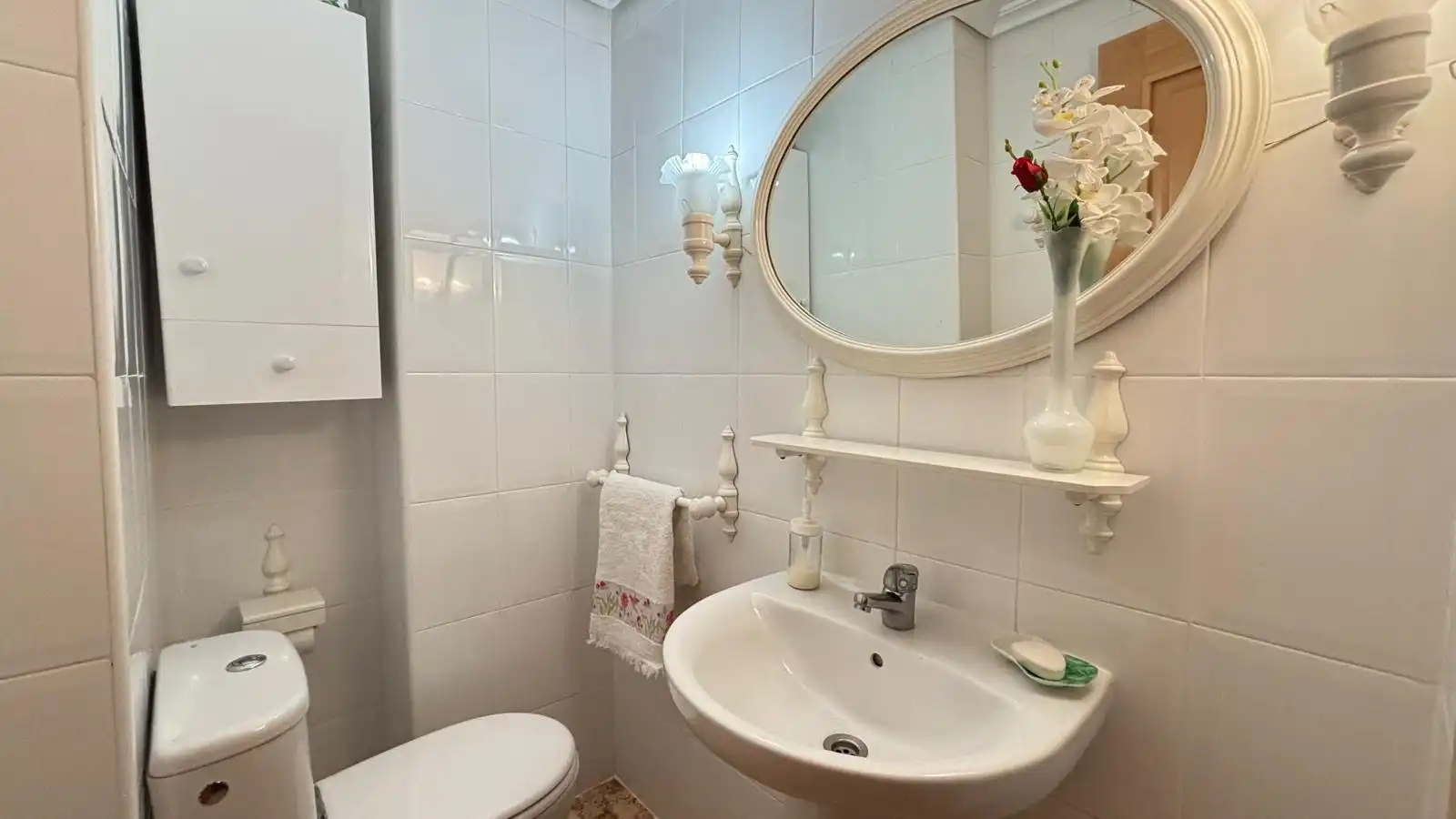 Bathroom of Flat for sale in Cartagena  with Air Conditioner, Heating and Terrace