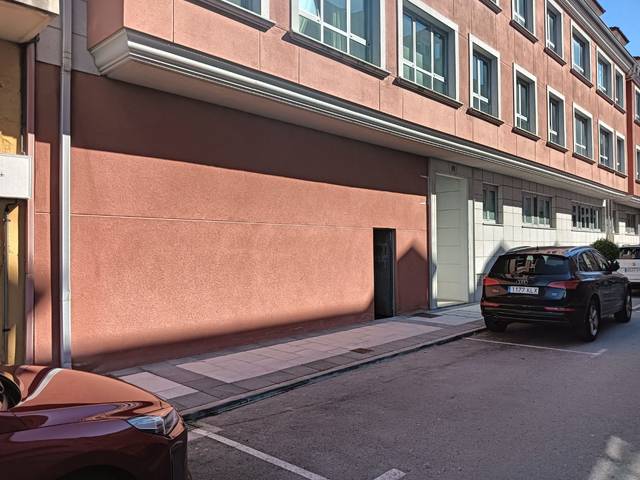 Local comercial en Alquiler en Rúa Jose Manuel Ferreira Penedo, 12 en A Laracha