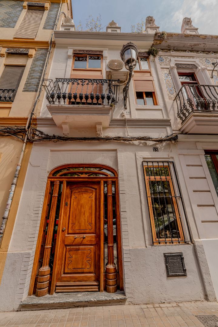Vista exterior de Casa adosada en venda en  Valencia Capital amb Aire condicionat, Calefacció i Parquet