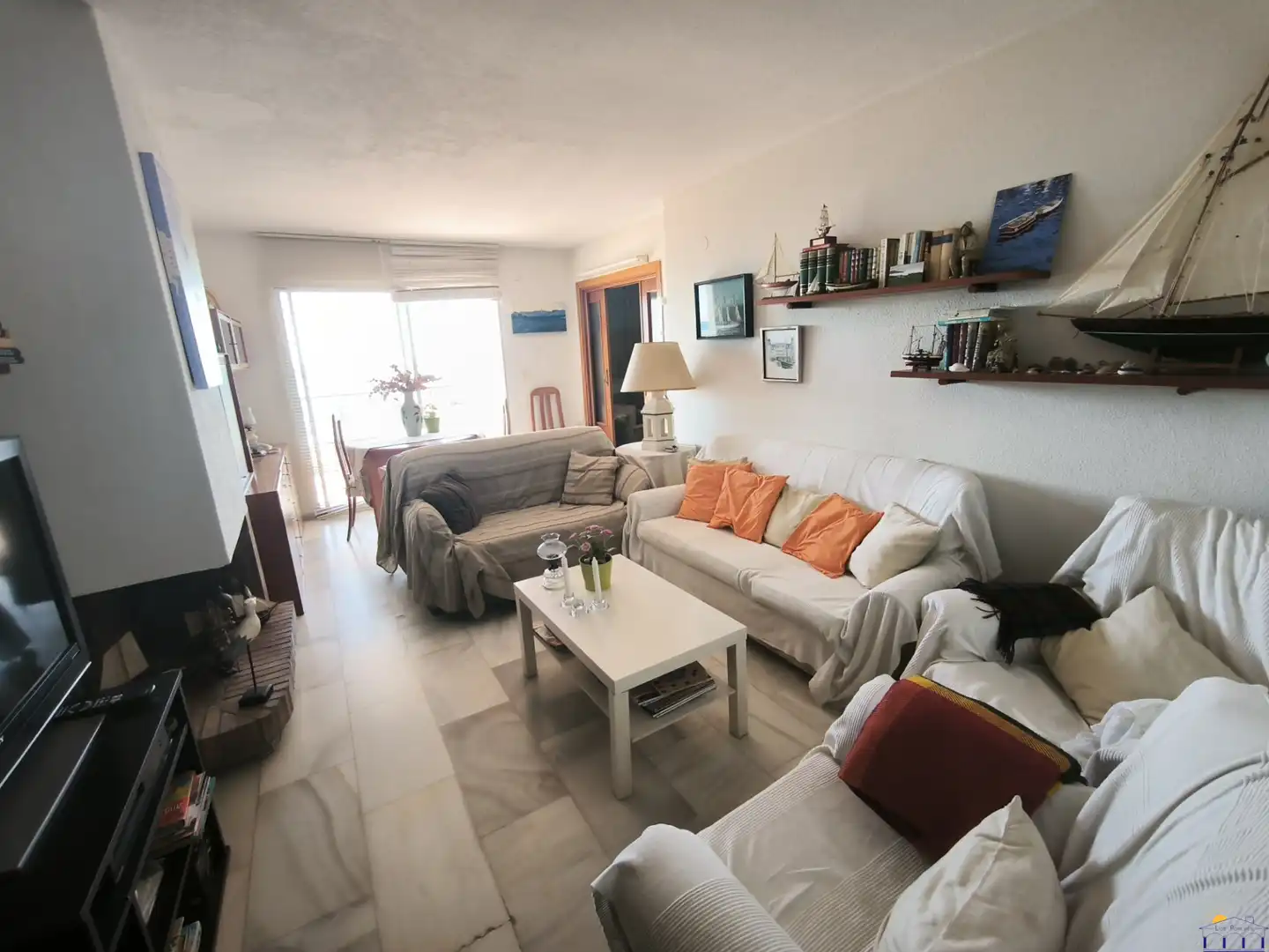 Sala de estar de Apartamento en venta en Benalmádena con Aire acondicionado, Calefacción y Terraza