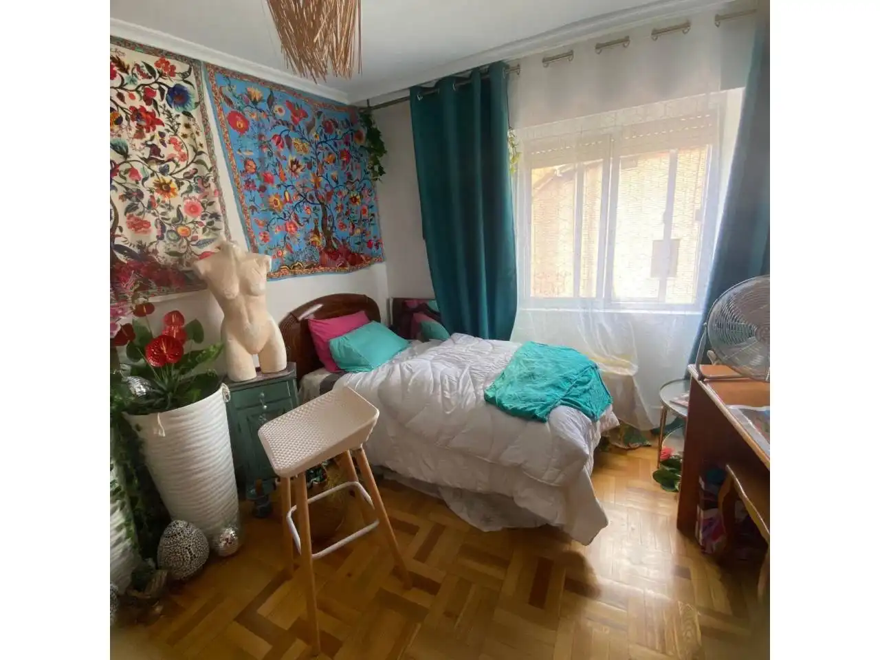 Habitación de Piso en venta en León Capital  con Calefacción, Terraza y Trastero