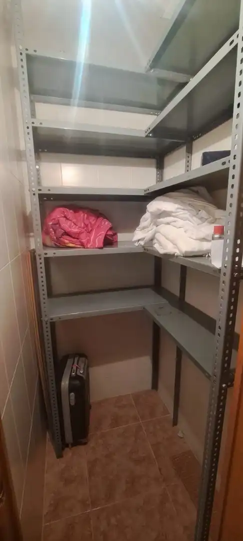 Flat for rent in Madrid  with Heating and Furnished