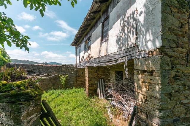Casa-chalet en Venta en  TRONCEDO, 7 en Tineo