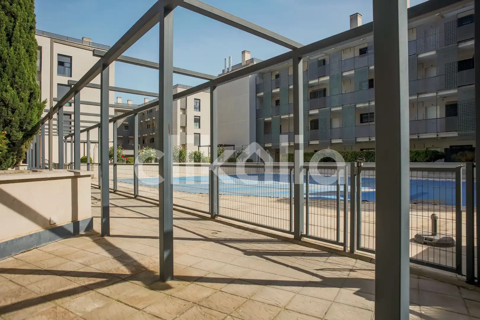 Piscina de Piso en venta en Torrejón de Ardoz con Calefacción, Terraza y Trastero