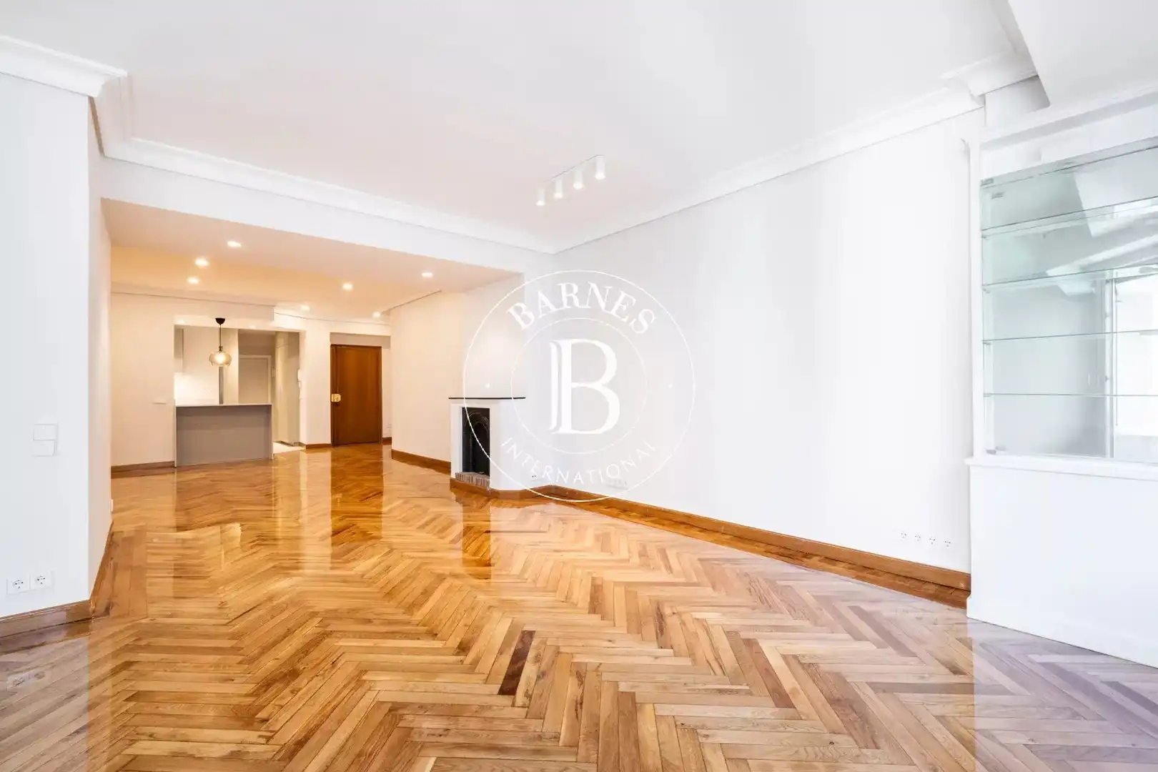 Living room of Flat for rent in Madrid  with Air Conditioner, Heating and Terrace