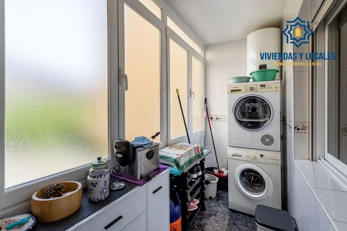 Kitchen of Flat for sale in Granada  with Heating and Terrace