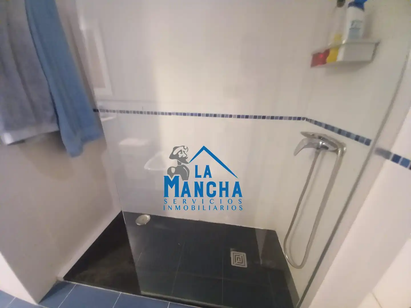 Bathroom of Houses for sale in Motilleja  with Heating and Storage room