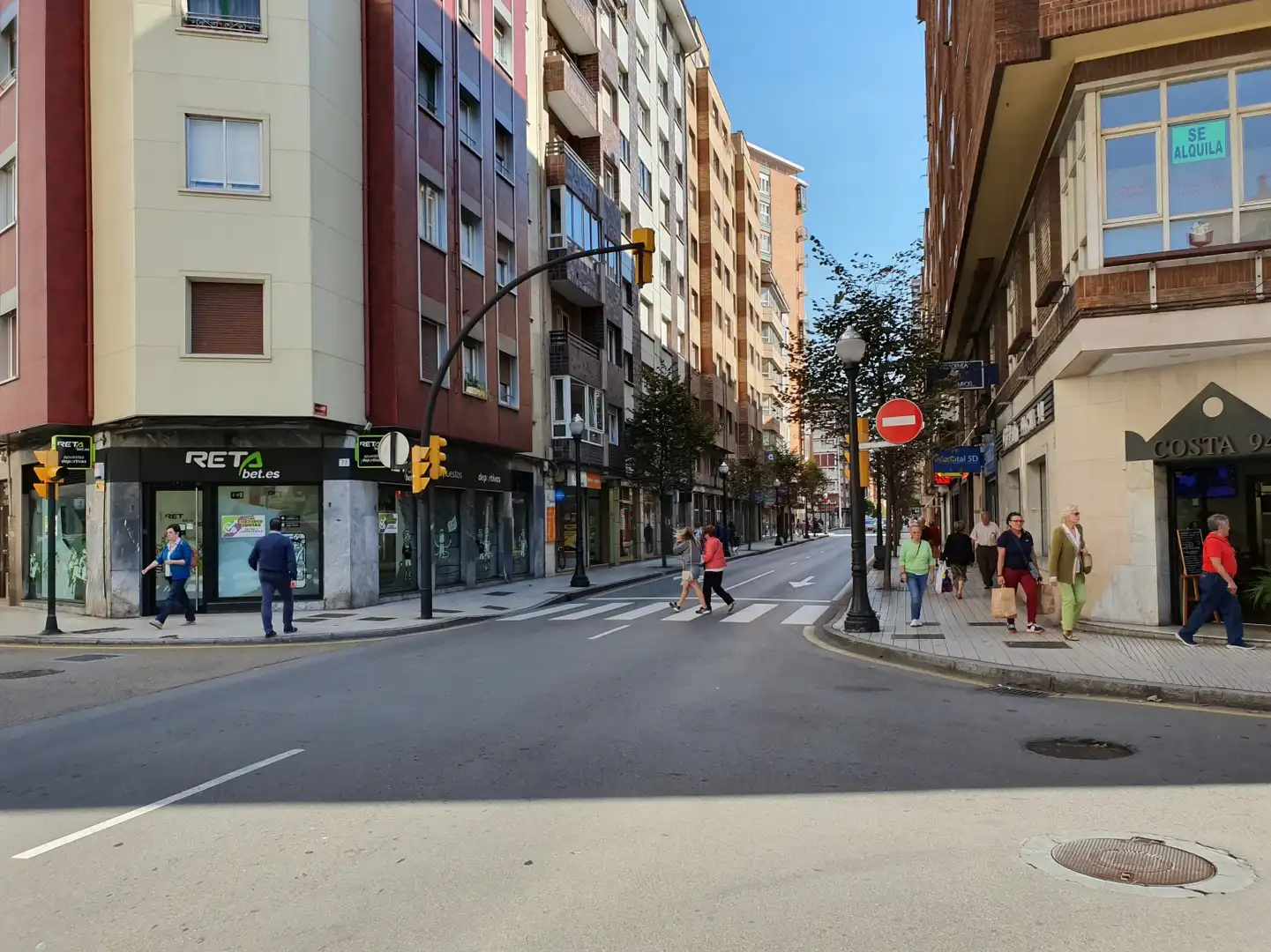 Vista exterior de Oficina de alquiler en Gijón  con Calefacción