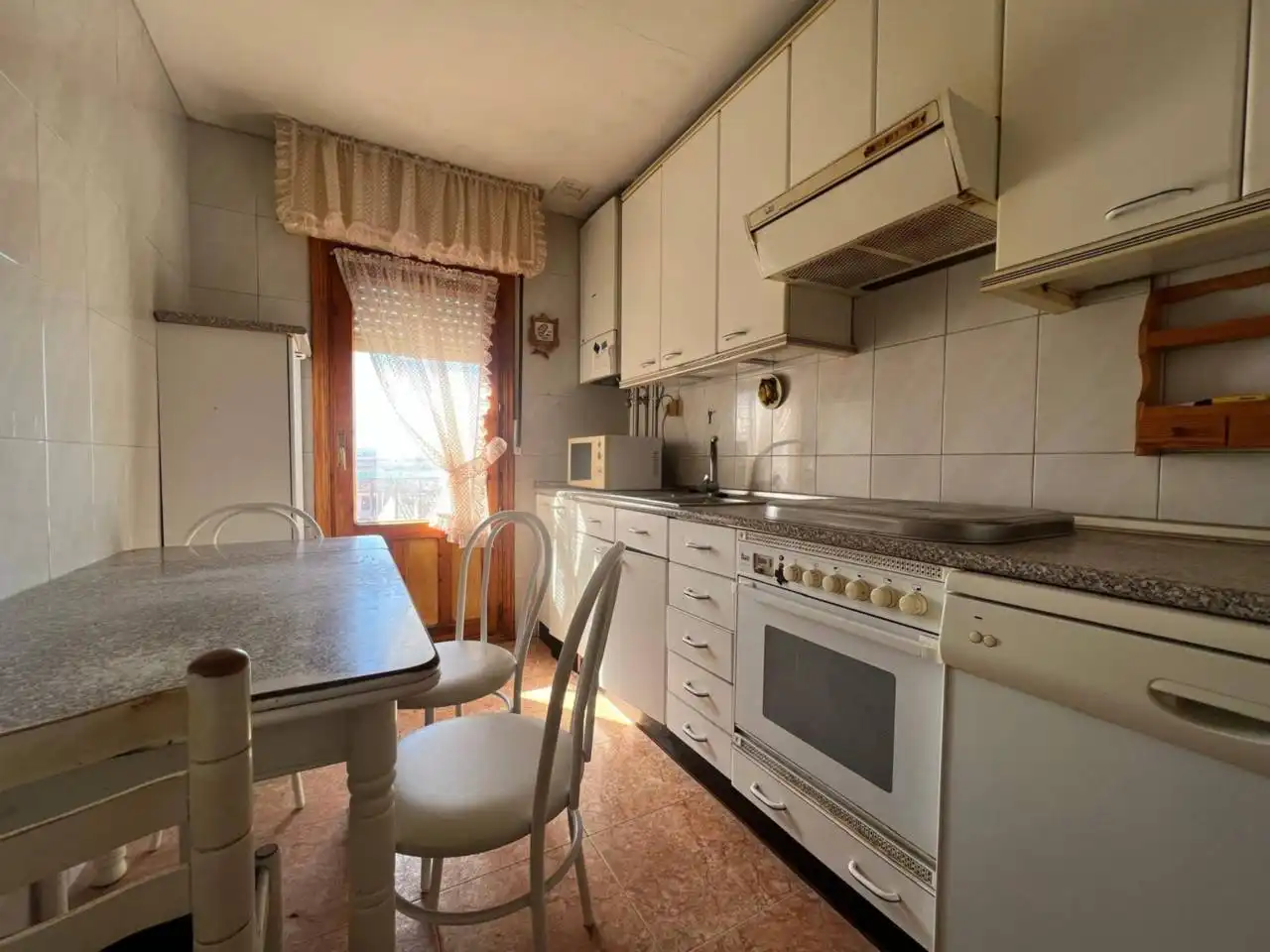 Cuina de Casa o xalet en venda en Lerma amb Calefacció i Terrassa