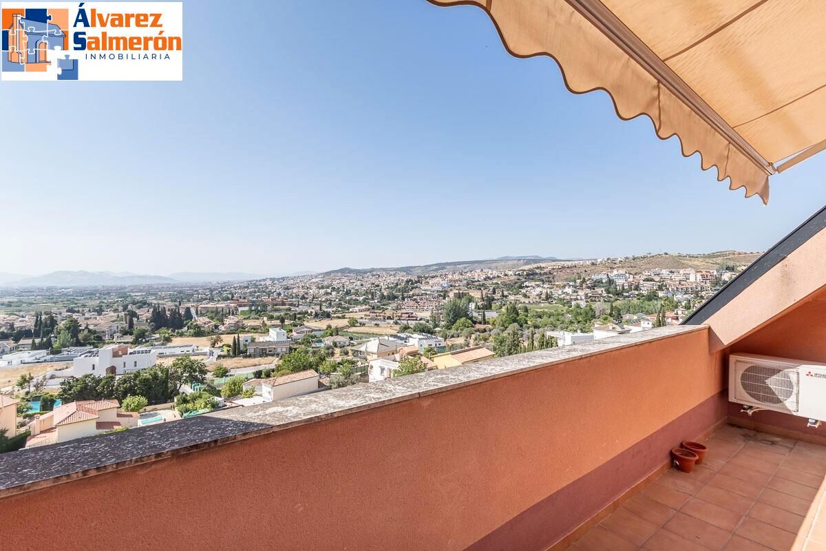 Vista exterior de Ático en venta en Monachil con Aire acondicionado, Terraza y Trastero