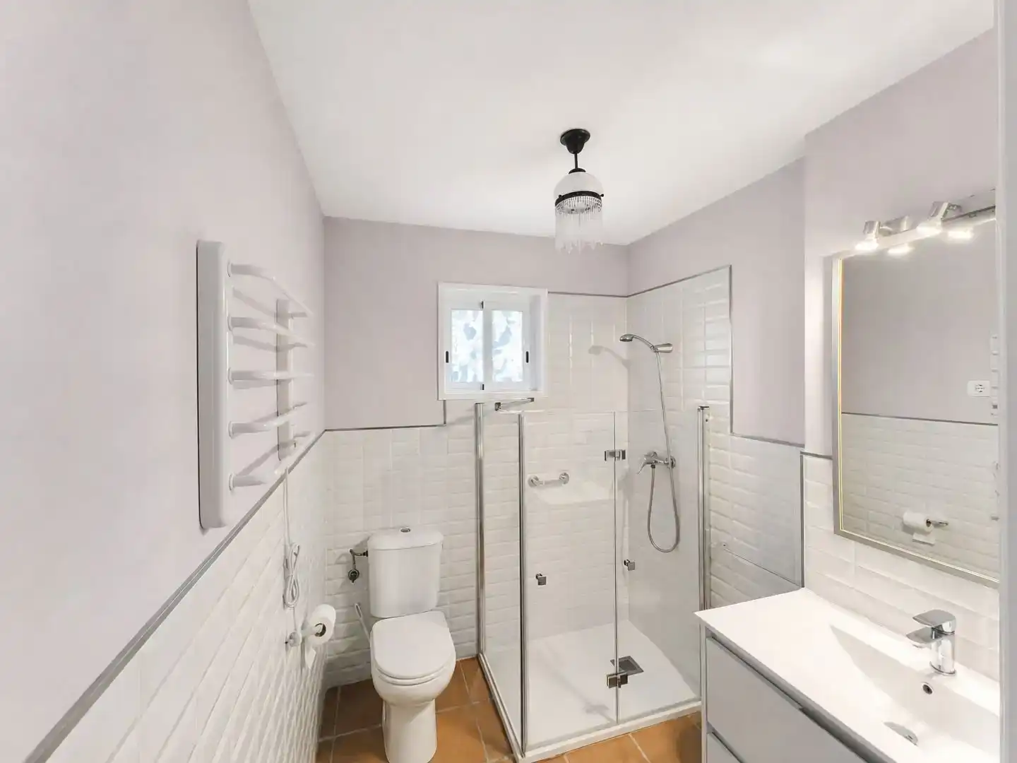 Badezimmer von Erdgeschoss zum Verkauf in Sanlúcar de Barrameda mit Schwimmbad