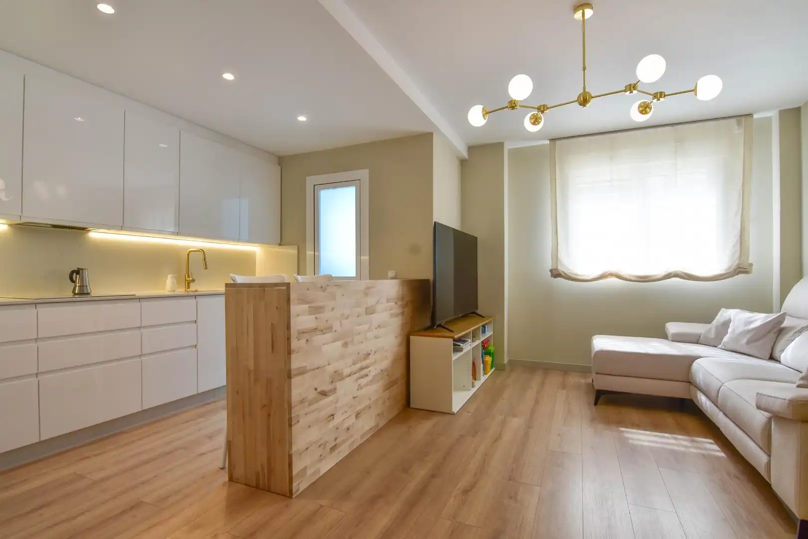 Sala de estar de Planta baja en venta en Paiporta con Aire acondicionado y Trastero