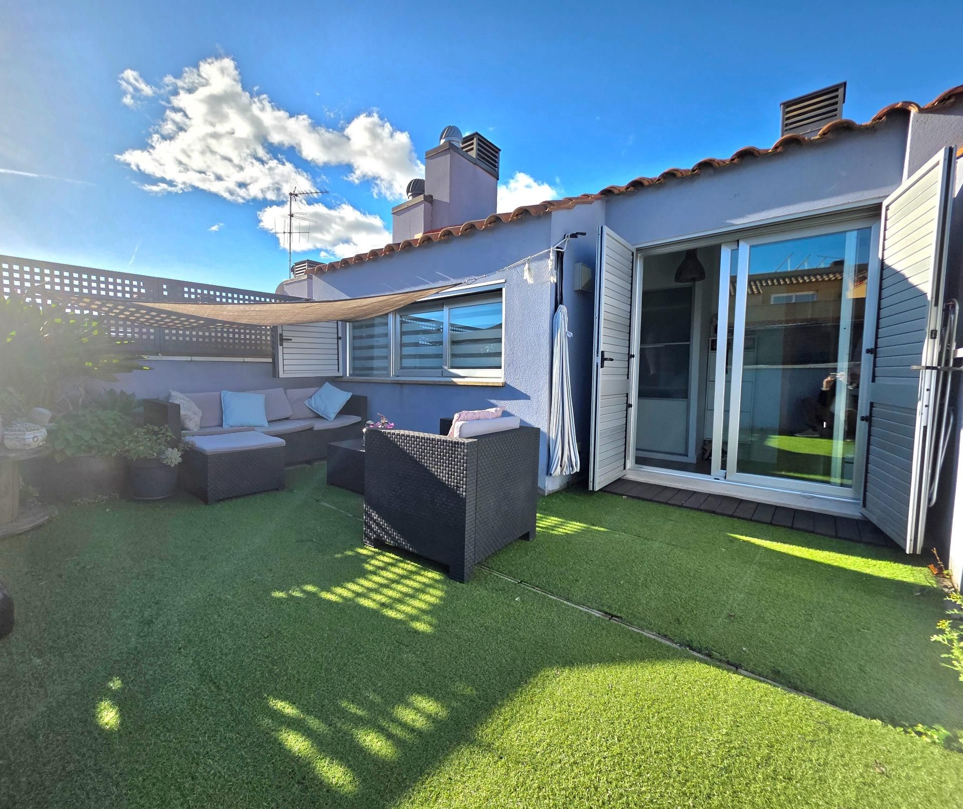 Terraza de Ático en venta en Els Pallaresos con Terraza, Trastero y Balcón
