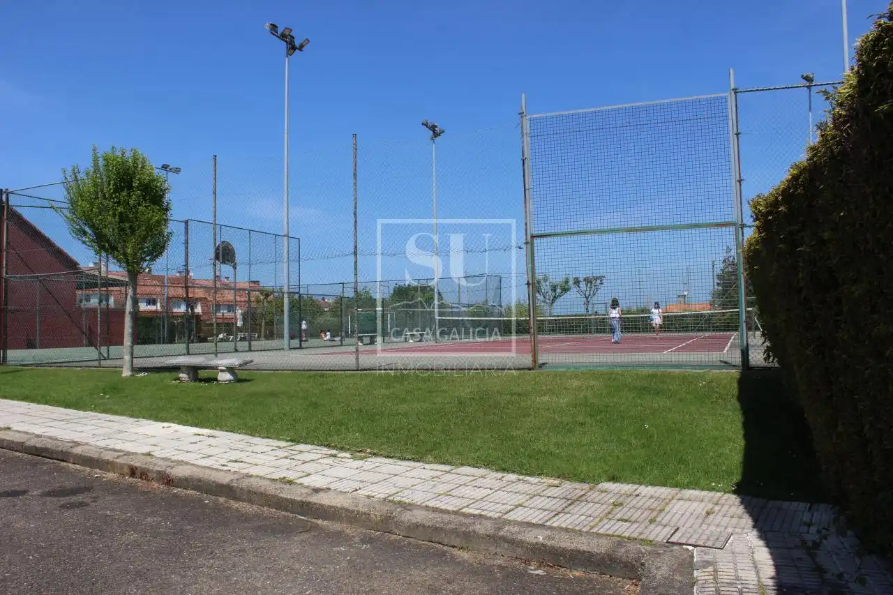 Adossat amb piscina en venda a Baiona, imagen 34