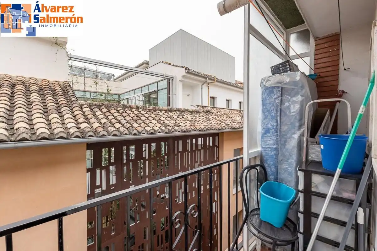 Flat for sale in Calle de las Caballerizas, Centro - Sagrario