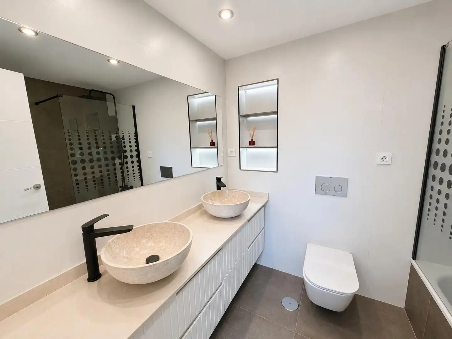 Badezimmer von Maisonette zur Miete in Azuqueca de Henares mit Klimaanlage, Heizung und Ofen