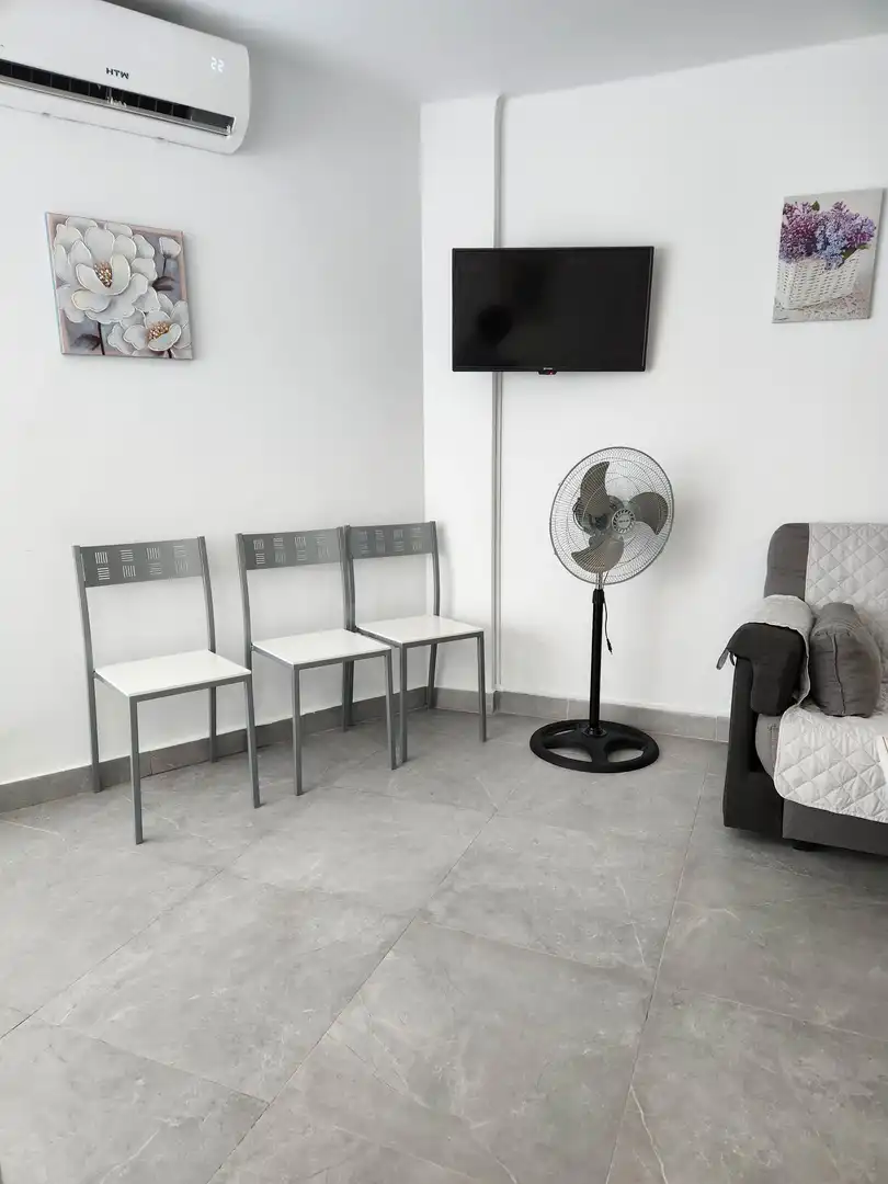 Study for rent in Avenida Europa, 82, Centro Internacional