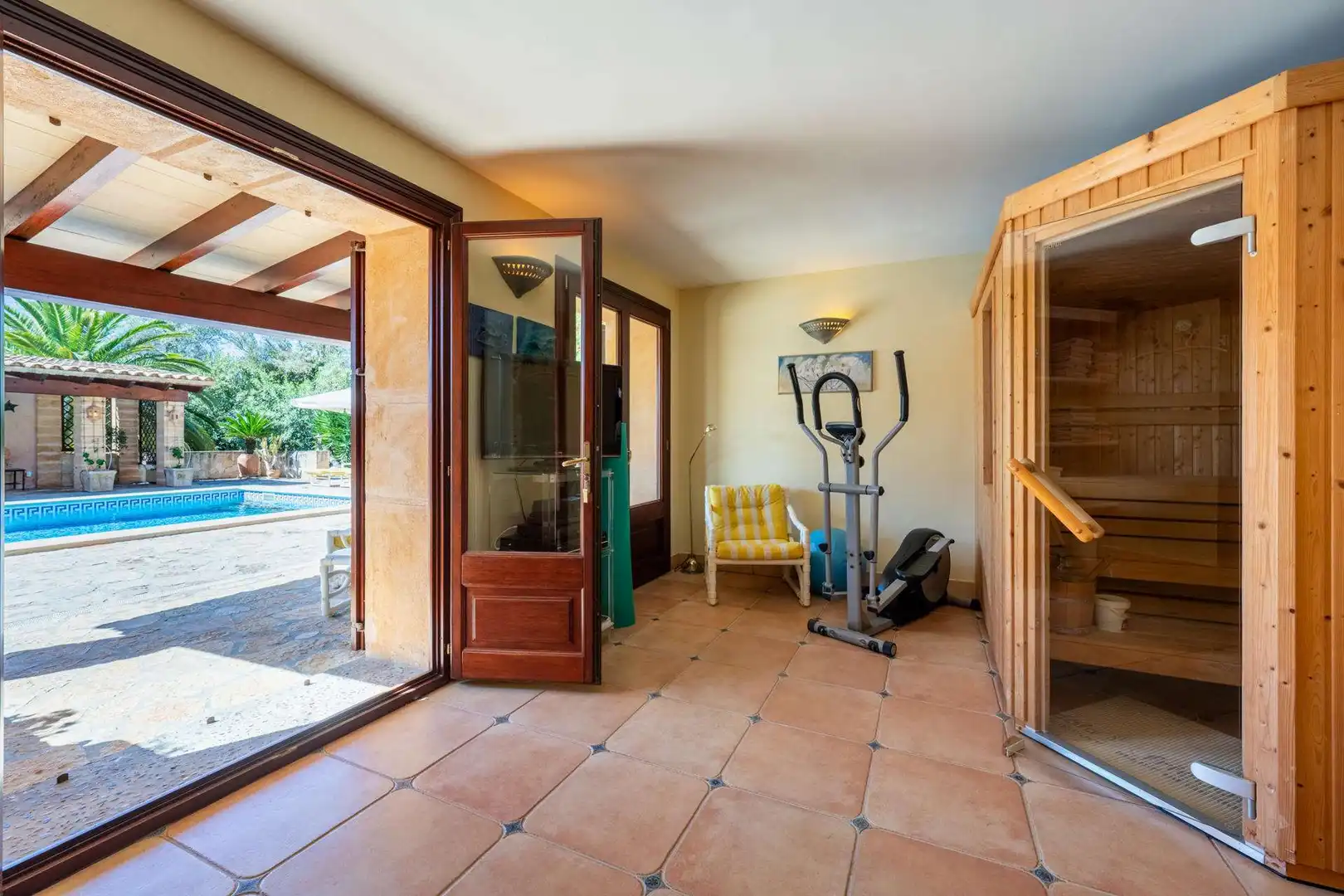 Finca rústica en venta en Capdepera con Aire acondicionado, Calefacción y Piscina