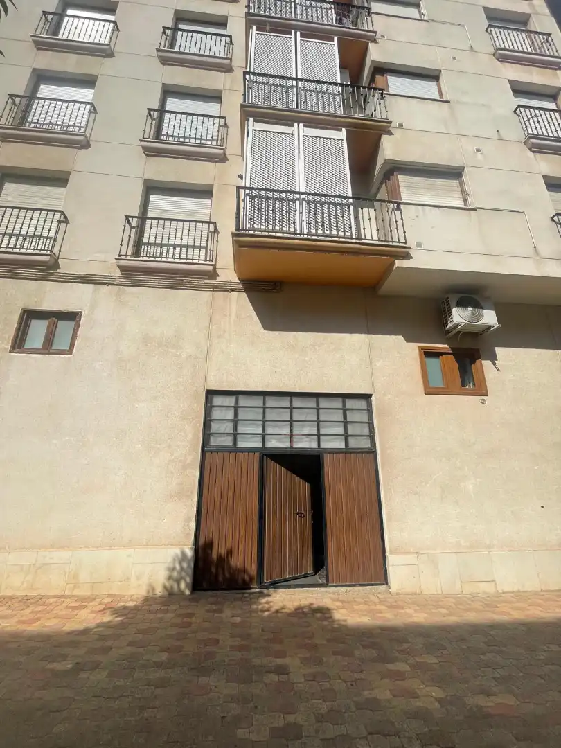 Vista exterior de Local en venda en Calahorra amb Moblat