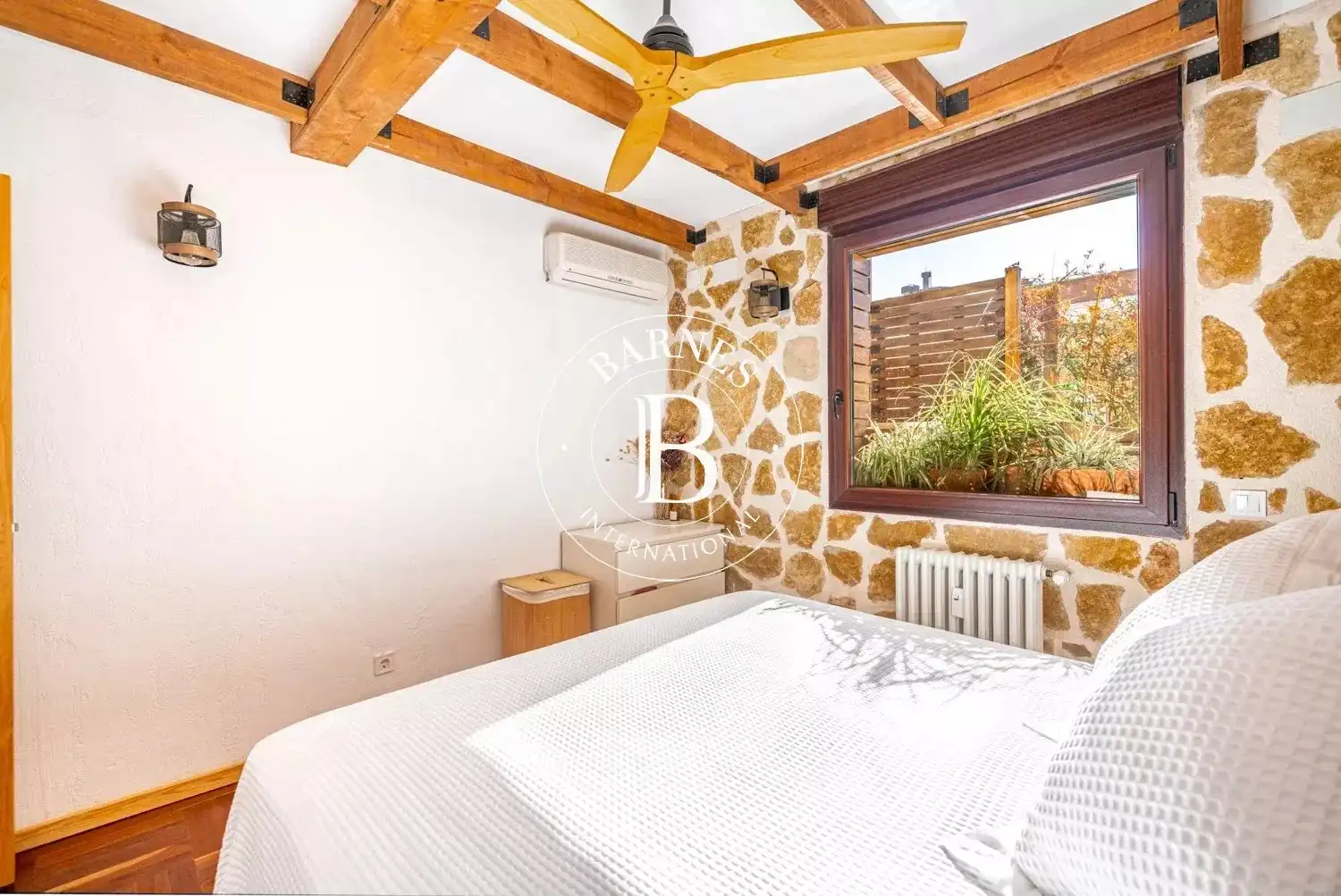 Dormitori de Àtic en venda en Madrid amb Aire condicionat, Calefacció i Terrassa