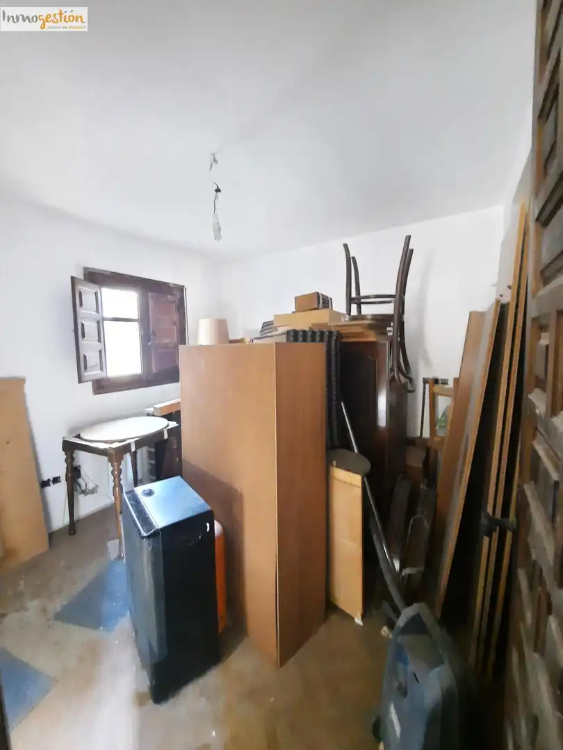 Houses for sale in Tudela de Duero  with Heating and Private garden