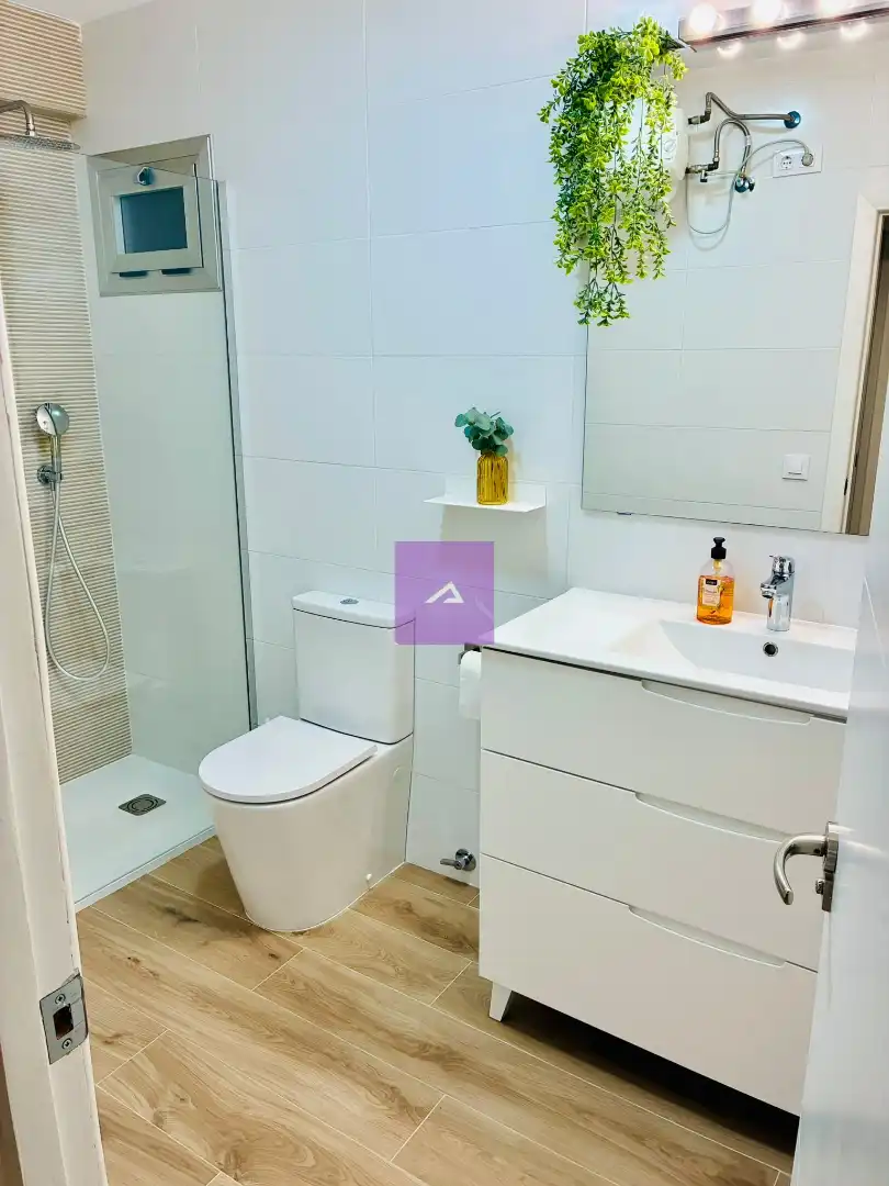 Apartamento con terraza en venta en Passeig de les Goles 19, imagen 13