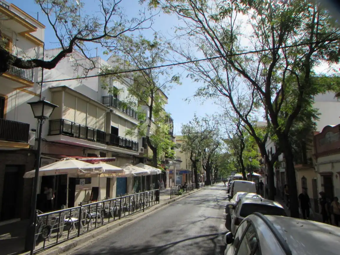 Vista exterior de Piso en venta en Sevilla con Amueblado