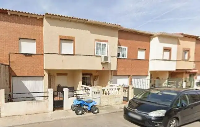 Chalet en venta en Ajofrín