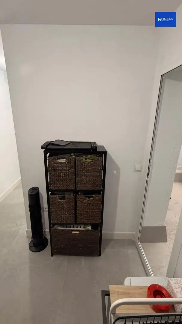 Bedroom of Apartments for sale in Nervión
