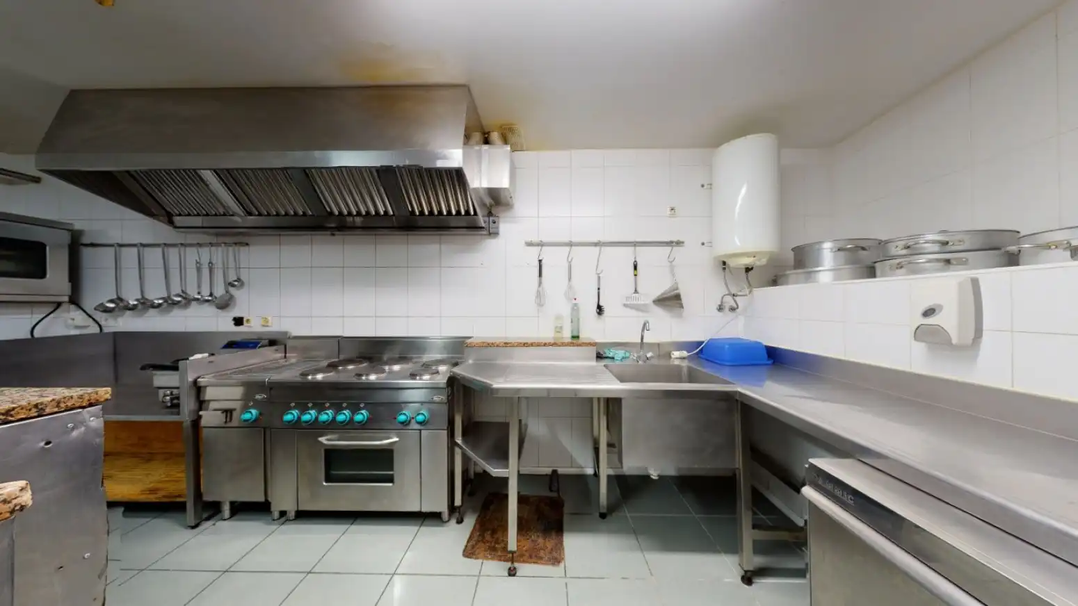 Cocina de Local en venta en San Martín de Unx