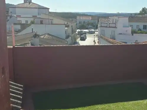 Vista exterior de Pis en venda en El Ronquillo amb Aire condicionat, Terrassa i Balcó