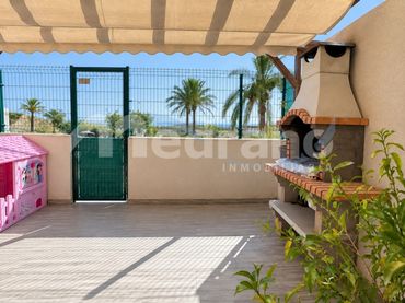 Chalet con balcón en venta en Balcón de Finestrat - Terra Marina