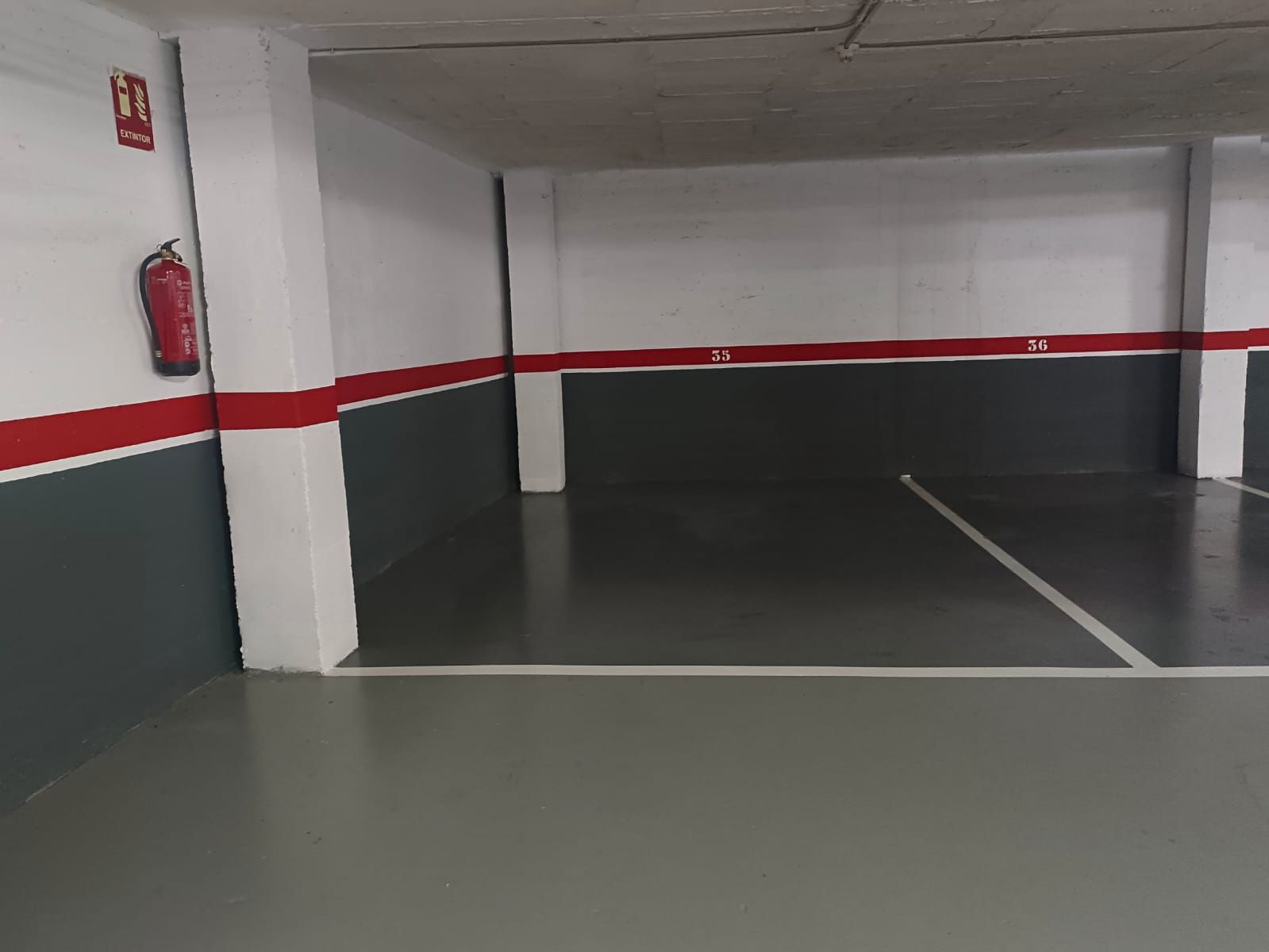 Garatge de lloguer a Carrer de la Creu Gran, Barri del Centre