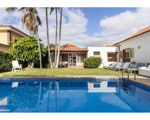 Vista exterior de Casa o xalet en venda en Puerto de la Cruz amb Jardí privat, Parquet i Terrassa