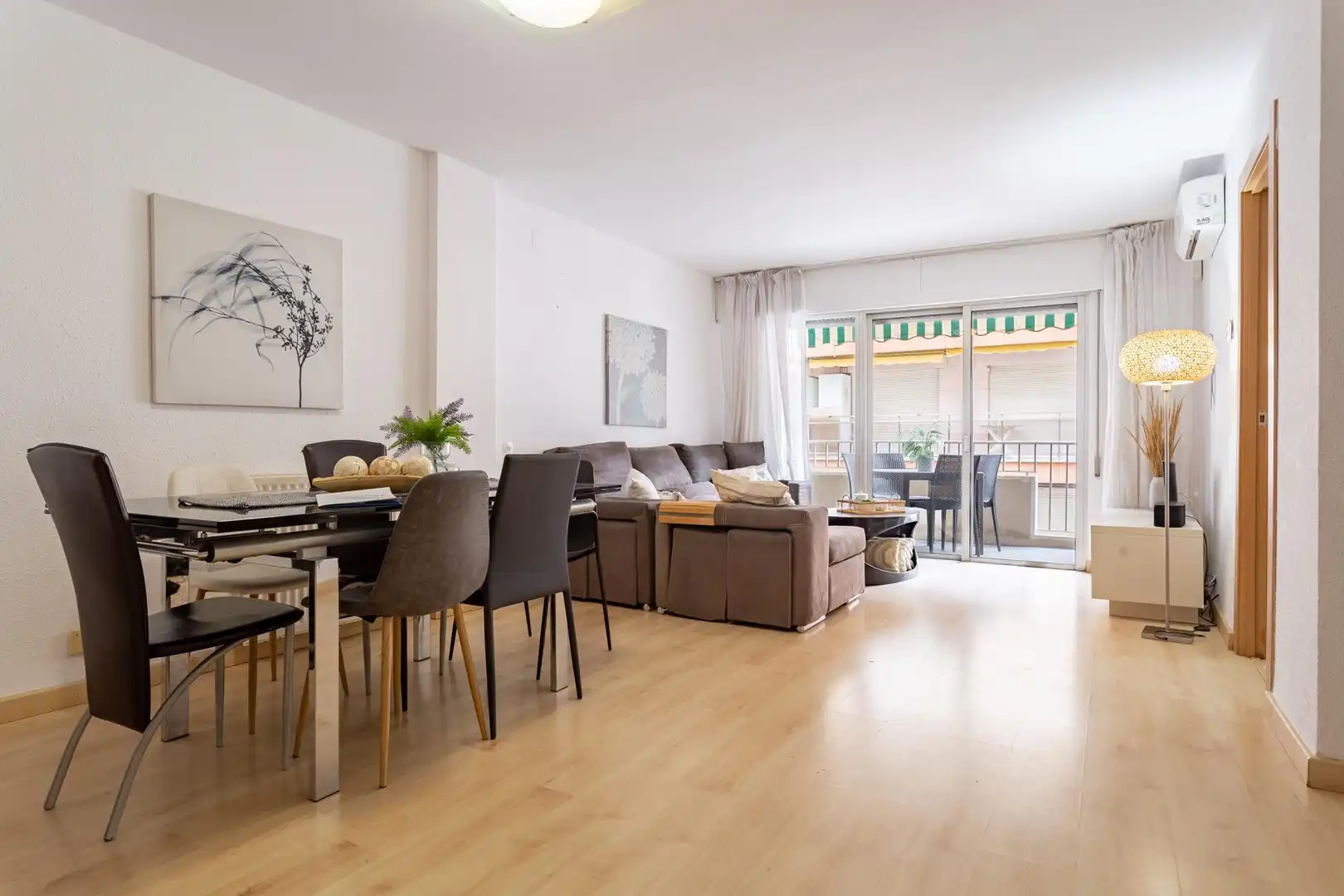 Duplex with garden for sale in Platja de Llevant