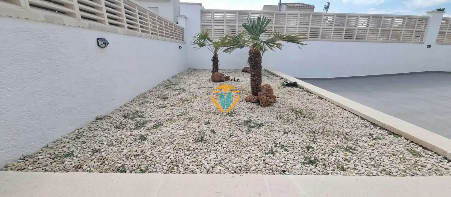 Casa aparellada amb piscina en venda a El Tossal - Bello Horizonte, imagen 45