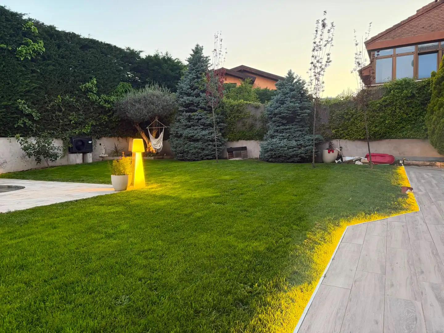 Terrassa de Casa o xalet en venda en Becerril de la Sierra amb Aire condicionat, Calefacció i Jardí privat