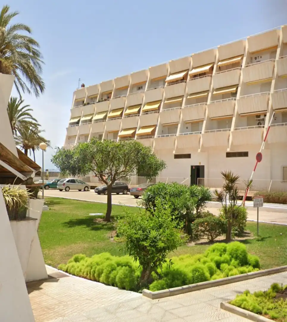Außenansicht von Garage zum Verkauf in Vélez-Málaga