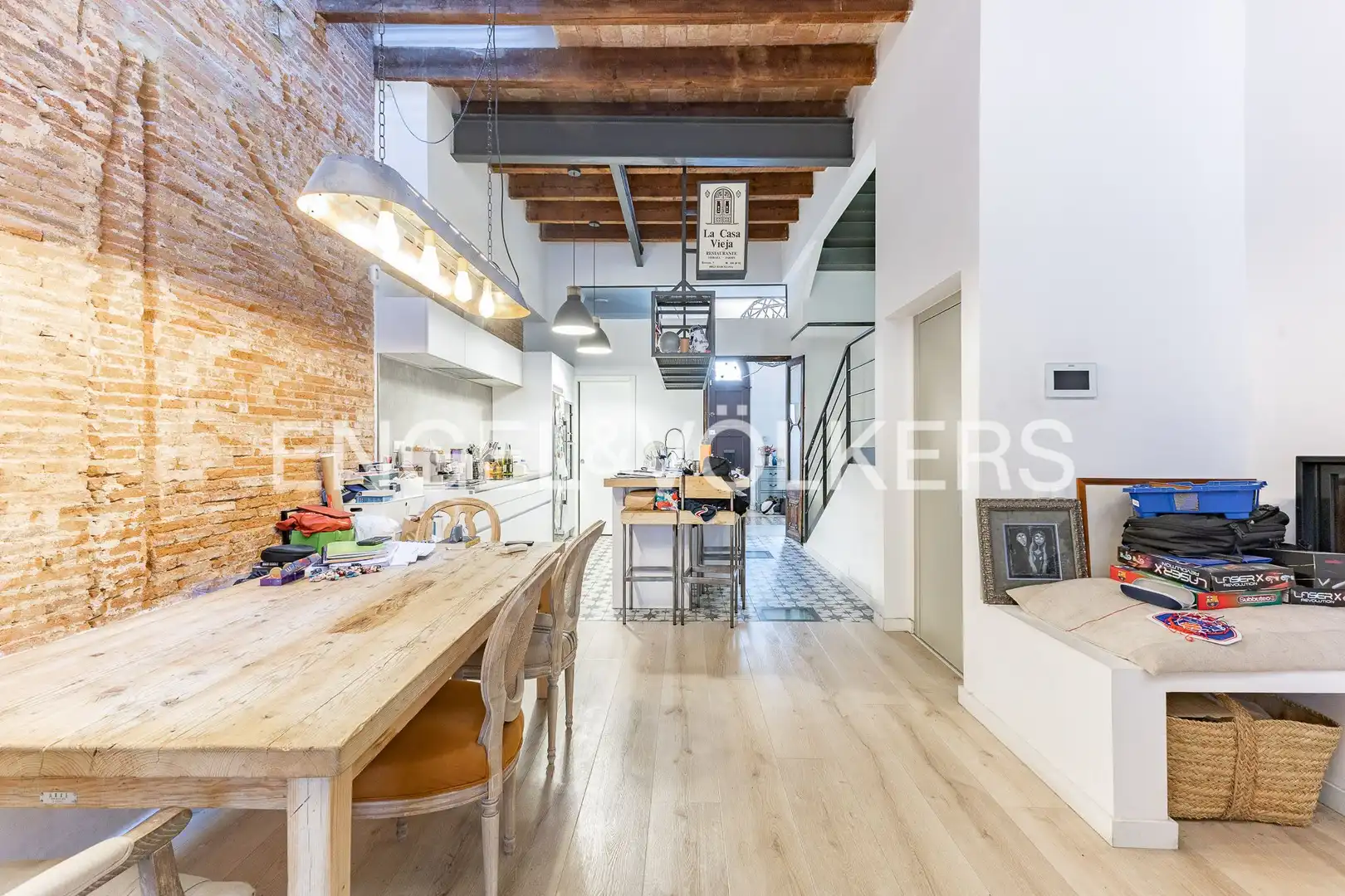 Cocina de Casa o chalet en venta en Barcelona con Aire acondicionado, Calefacción y Jardín privado