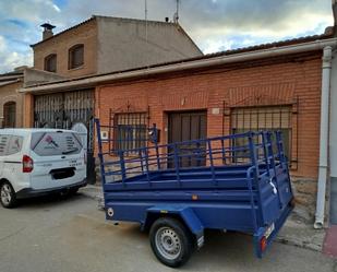 Vista exterior de Casa o xalet en venda en Polán amb Terrassa